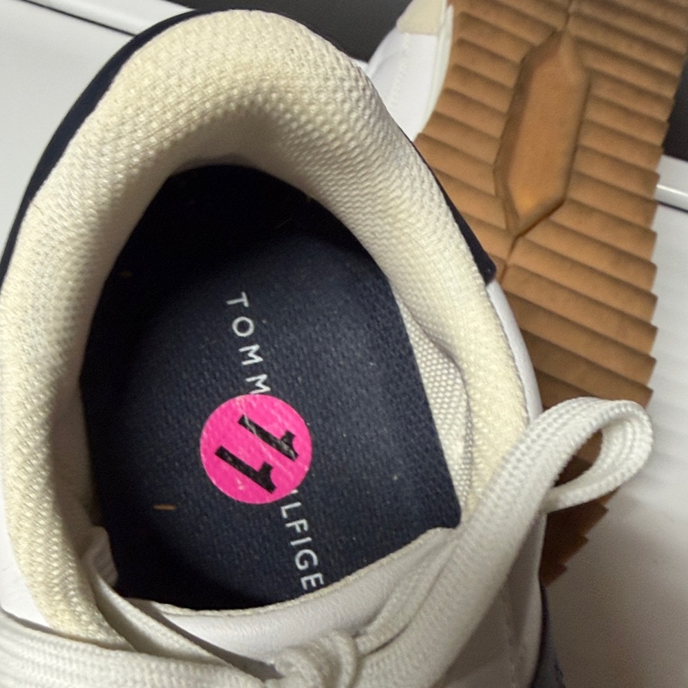 Tommy Hilfiger White and Tan Sneakers - Picture 5 of 5
